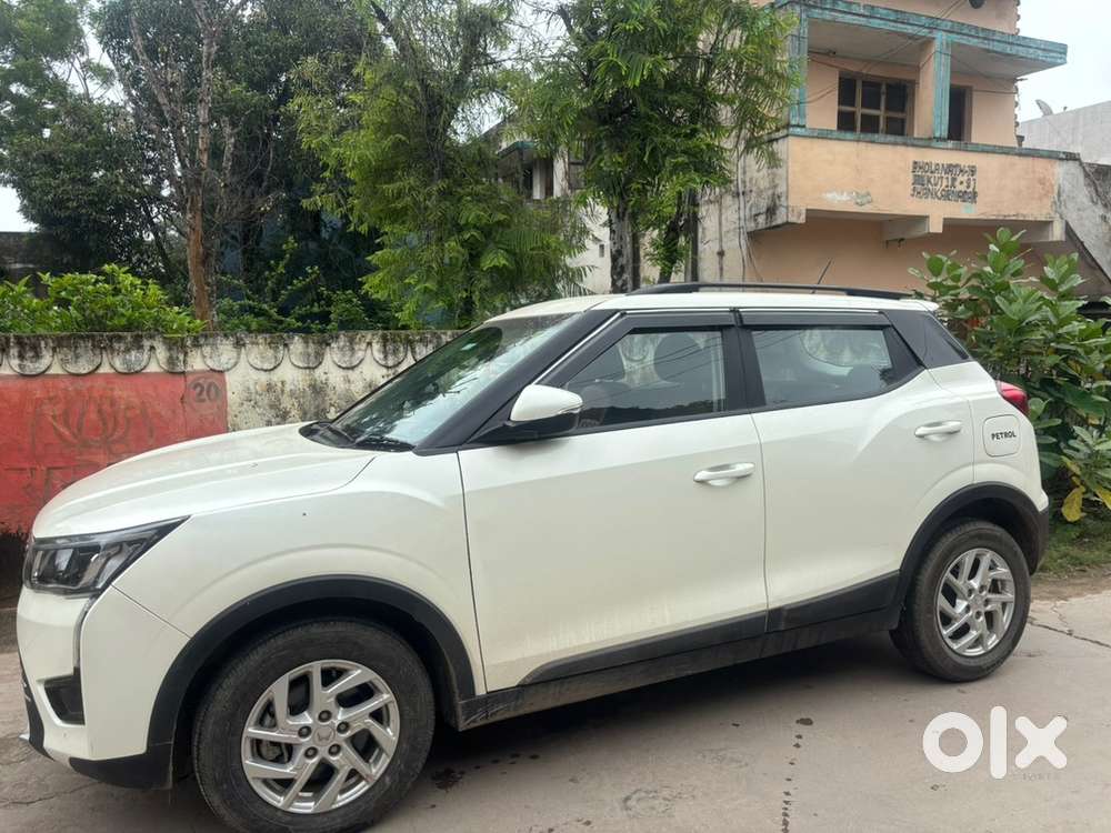 Mahindra Xuv300 Petrol 2023