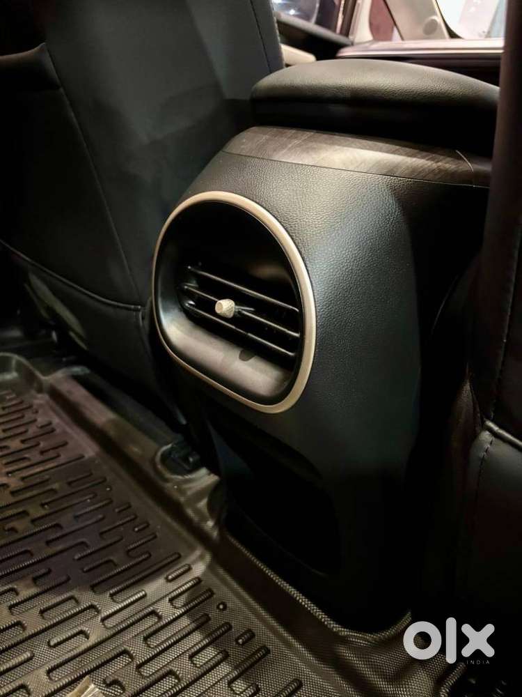 Mg Windsor Ev Essence, 2025, Electric