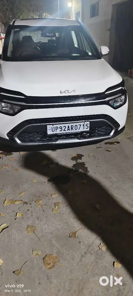 Kia Carens 2025 Diesel 70000 Km Driven