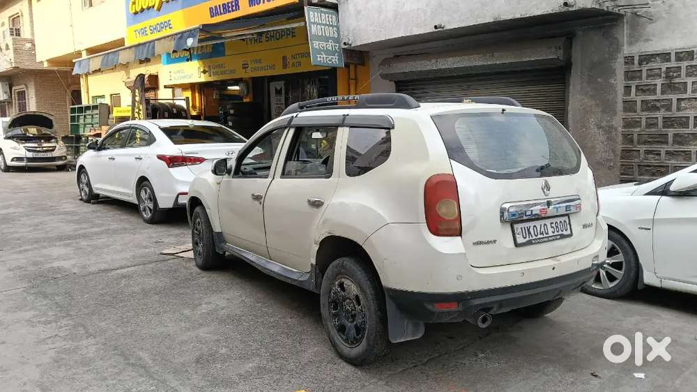 Renault Duster 26 Dec 2013