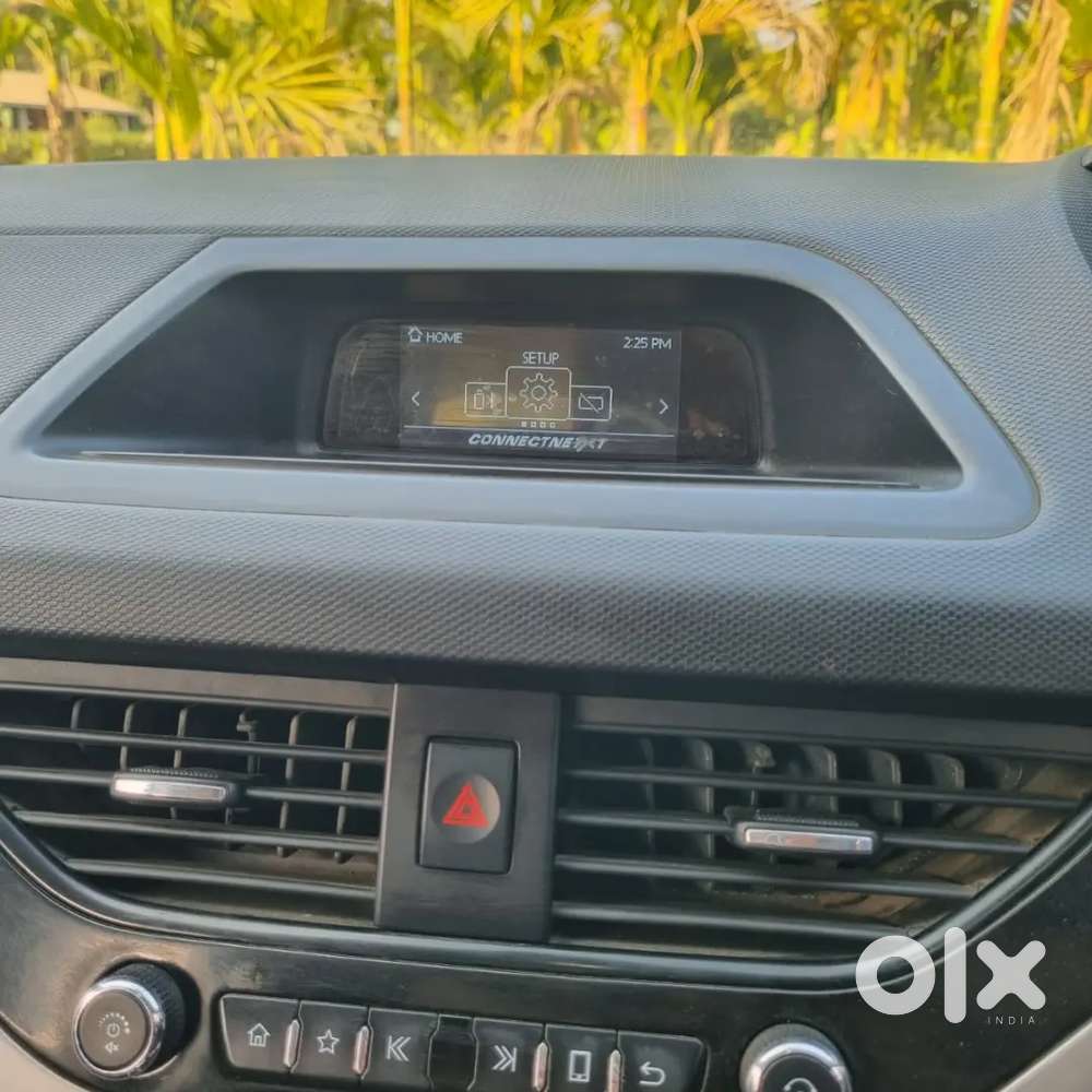 Tata Nexon Xm 2018