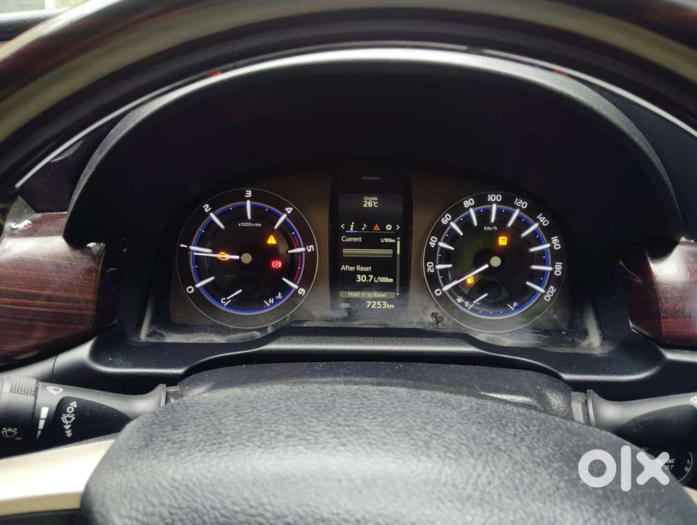 Toyota Innova Crysta 2.4 V, 2024, Diesel