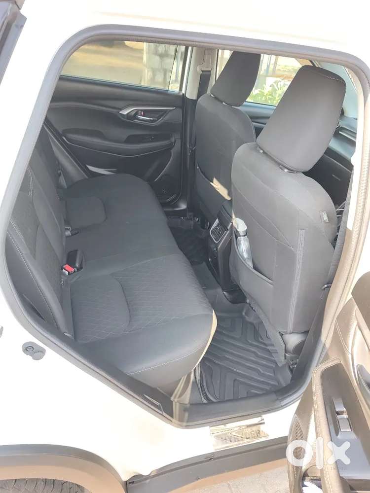 Toyota Urban Cruiser Hyryder 2025 Drive At