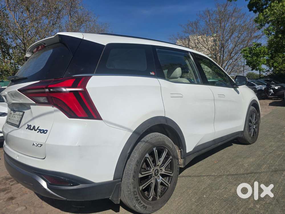 Mahindra Xuv700 2.2 Ax 7 Diesel At Str, 2022, Diesel