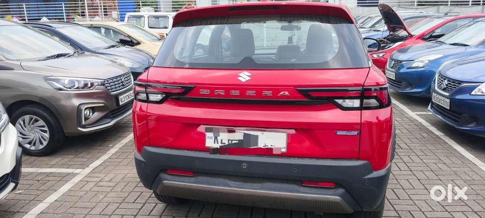 Maruti Suzuki Brezza 1.5 Lxi Smart Hybrid, 2024, Petrol