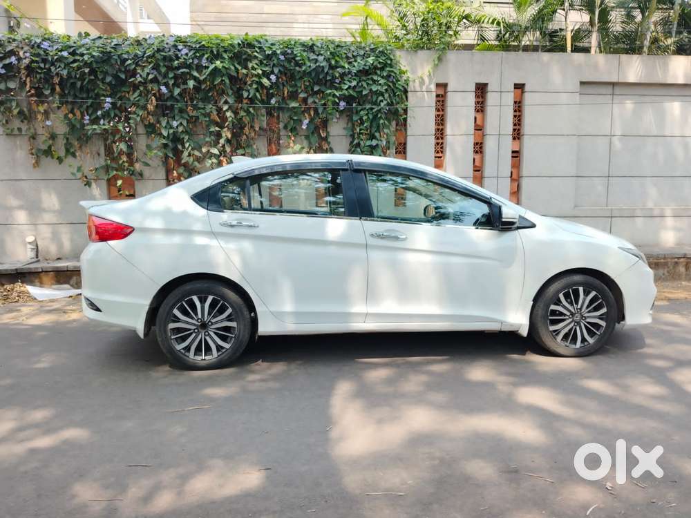 Honda City V Mt Sunroof, 2018, Petrol
