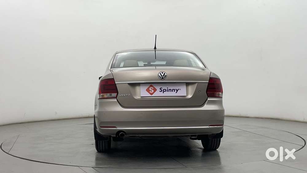 Volkswagen Vento 1.6 Highline, 2019, Petrol