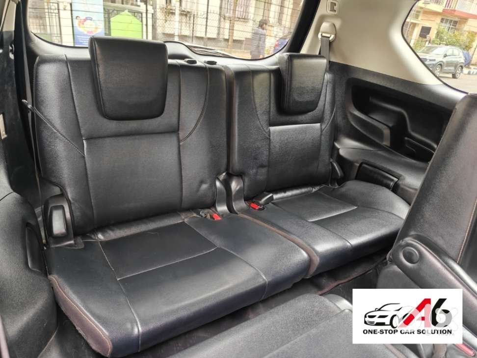 Toyota Innova Crysta