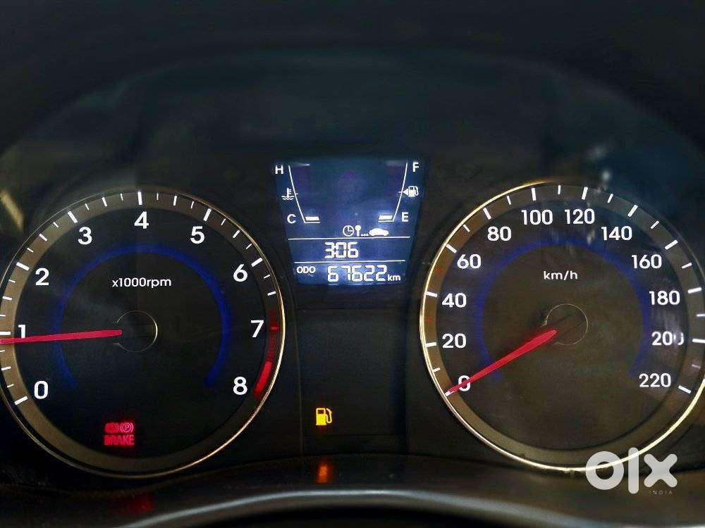 Hyundai Verna Vtvt 1.6 Sx, 2014, Petrol