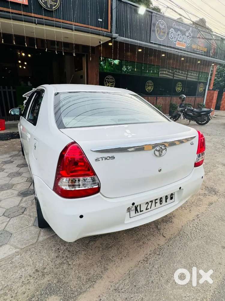 Toyota Etios Cross 2016
