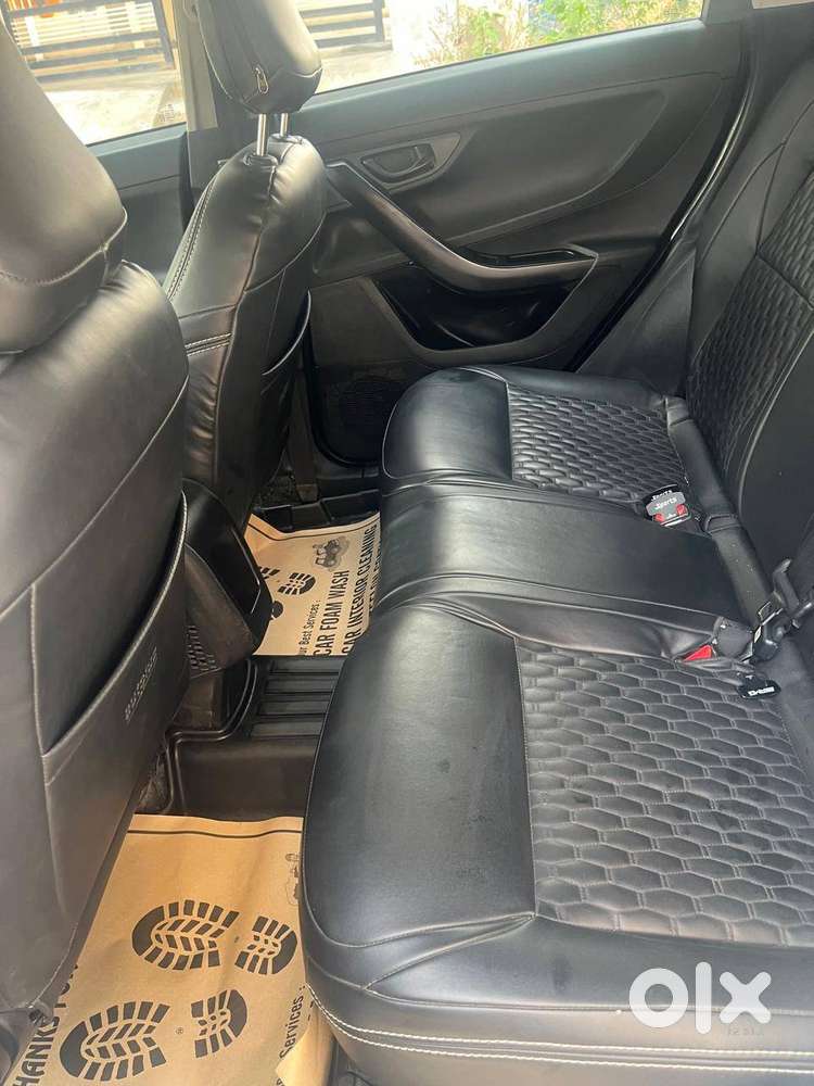 Tata Nexon Smart Plus Amt (2024) – Petrol  Excellent Condition