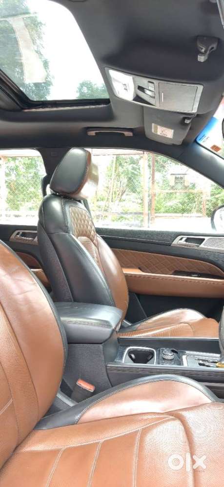 Mahindra Alturas G4 4x2 At, 2019, Diesel