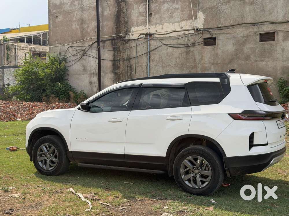 Tata Safari Pure Plus S, 2025, Diesel
