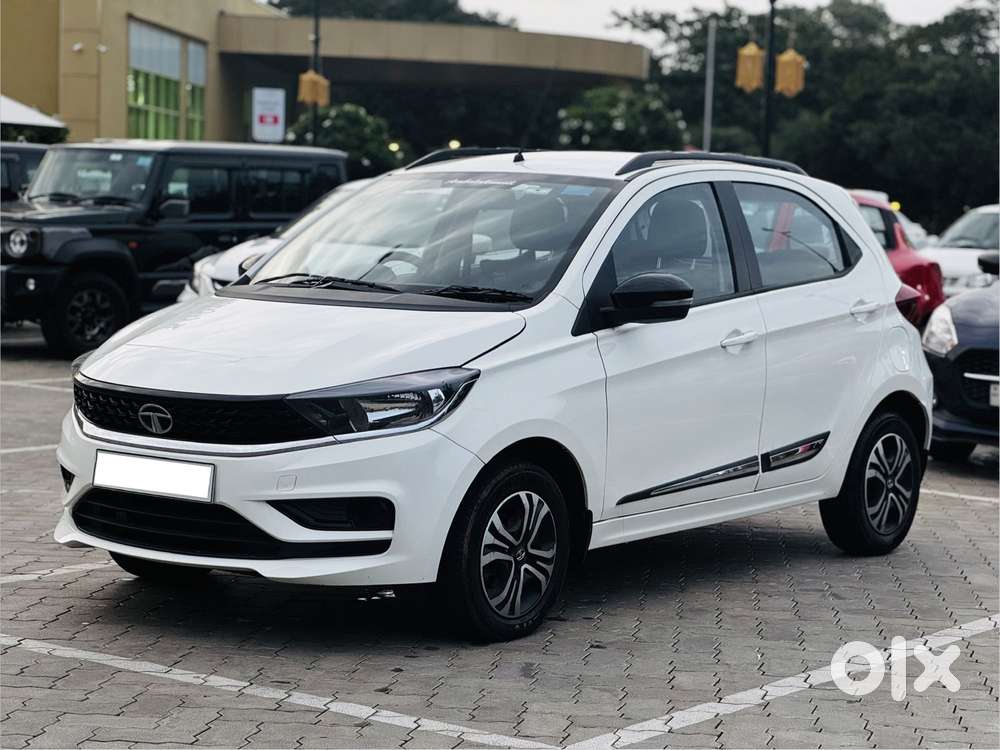 Tata Tiago 1.2 Revotron Xt, 2023, Petrol