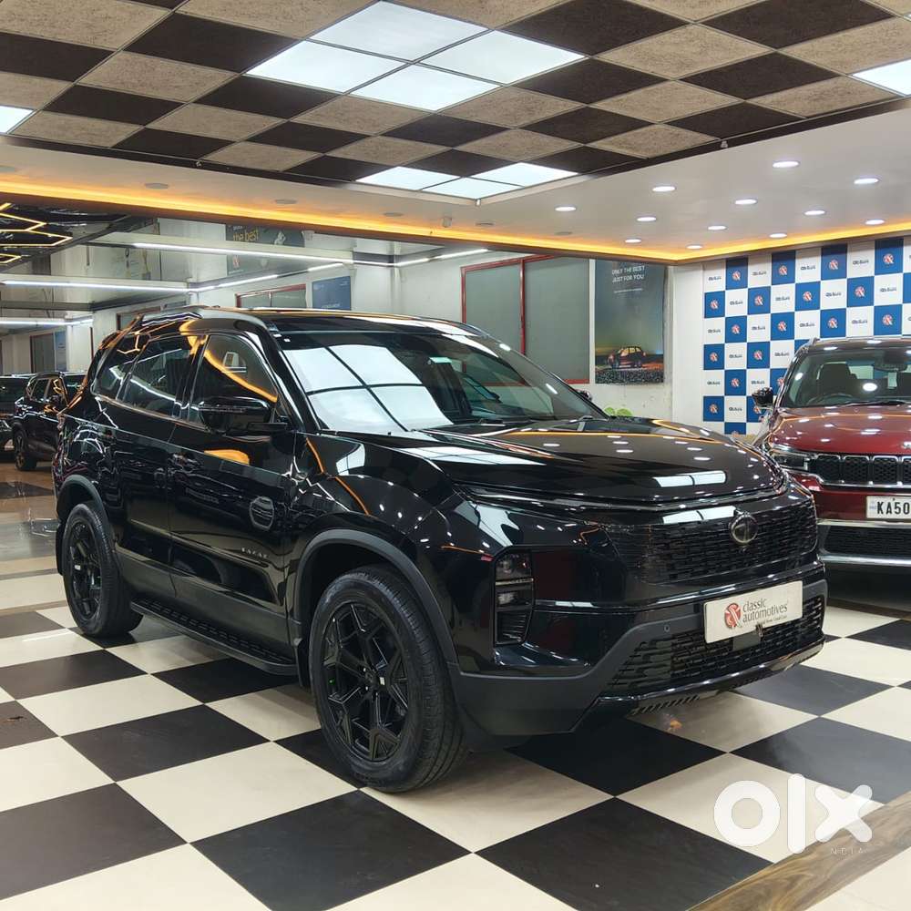 Tata Safari Accomplished Dark Edition At, 2024, Diesel