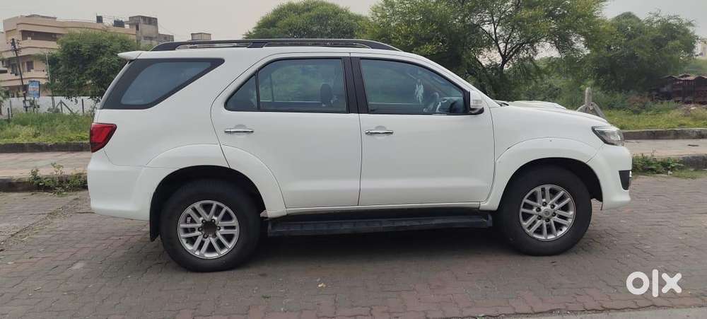Toyota Fortuner 3.0 4x2 Mt, 2012, Diesel