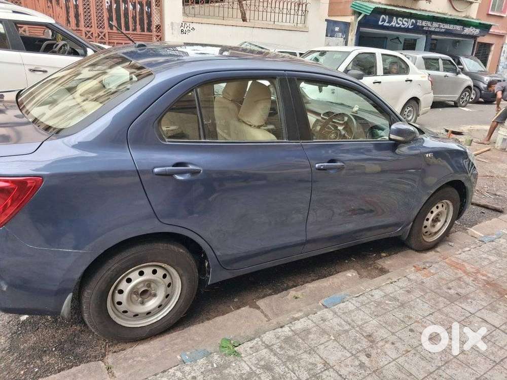 Maruti Suzuki Swift Dzire 1.2 Vxi Bsiv, 2017, Petrol