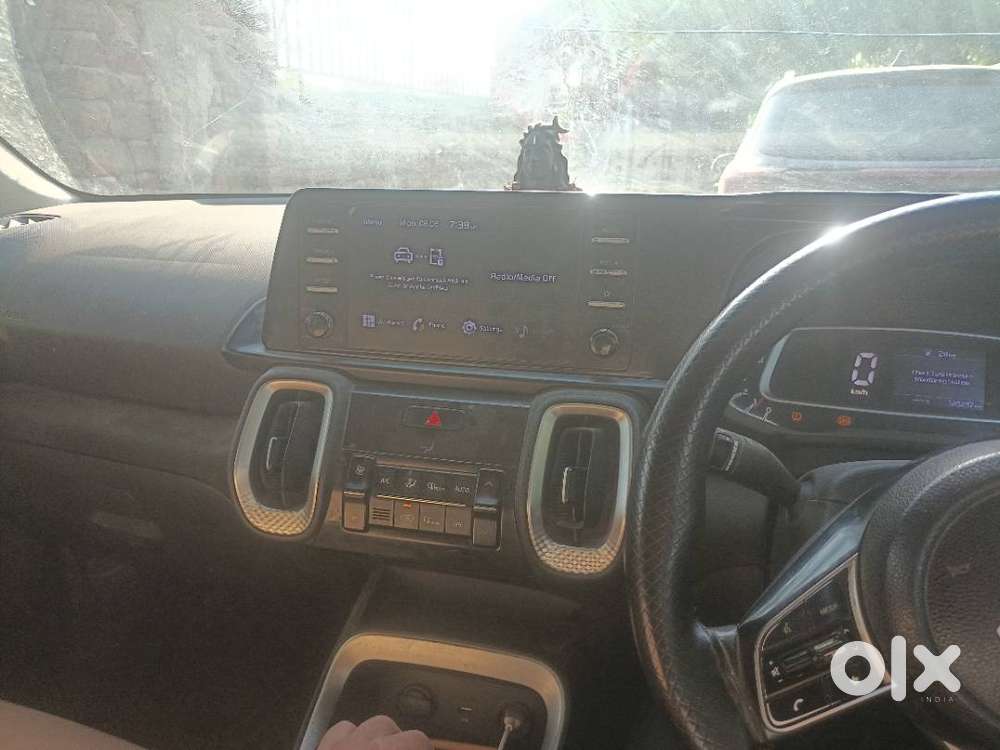 Kia Sonet 2023 Petrol 125000 Km Driven
