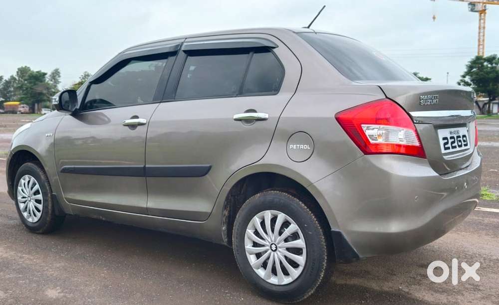 Maruti Suzuki Swift Dzire Vxi Optional, 2016, Petrol