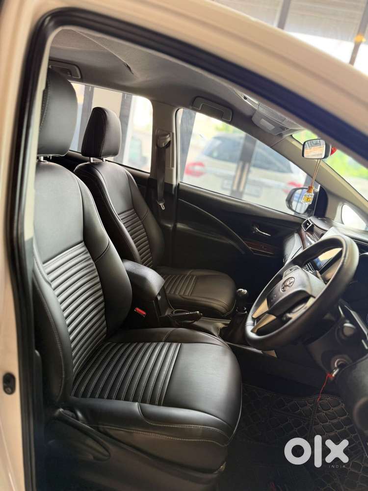 Toyota Innova Crysta 2.4 G Mt, 2016, Diesel