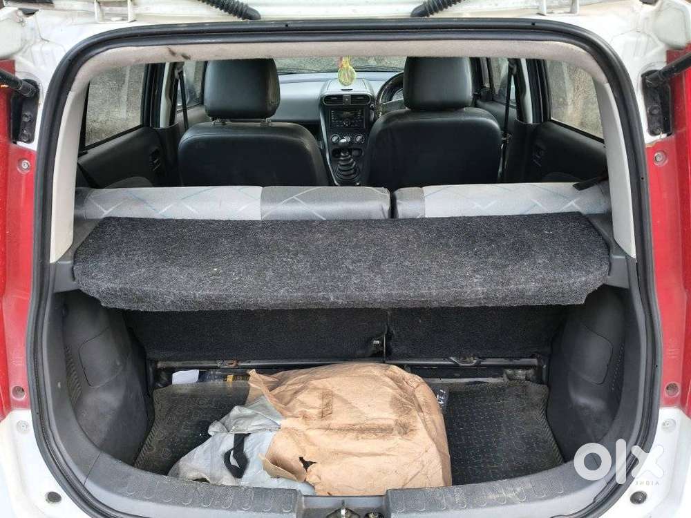 Maruti Suzuki Ritz Lxi, 2012, Petrol