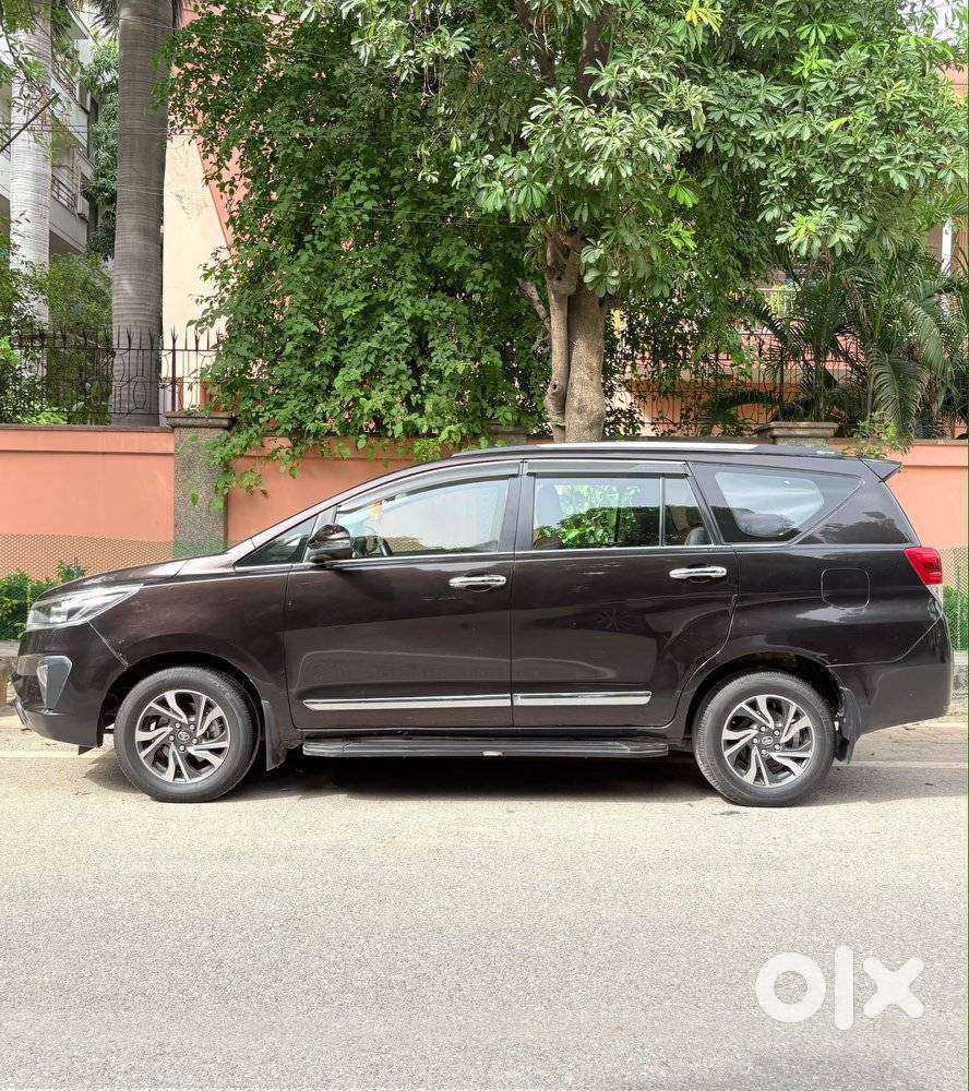 Toyota Innova Crysta G 7 Str, 2022, Diesel