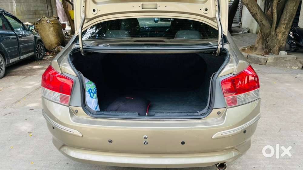 Honda City Petrol 2011 Km Driven 75000