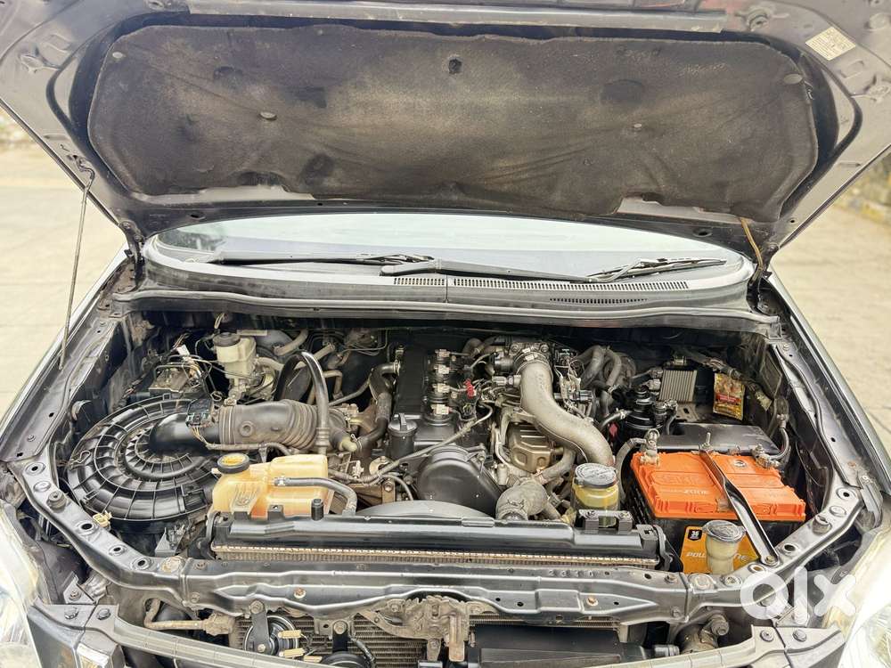 Toyota Innova 2.5 G (diesel) 8 Seater, 2015, Diesel