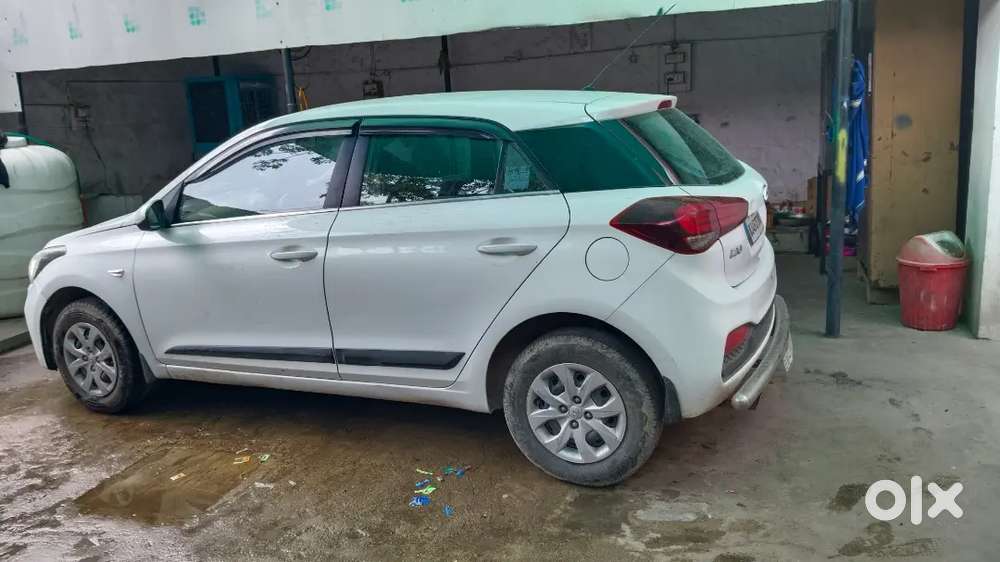 Hyundai  I20 2018 Petrol 52000 Km Driven September 2018 Ka