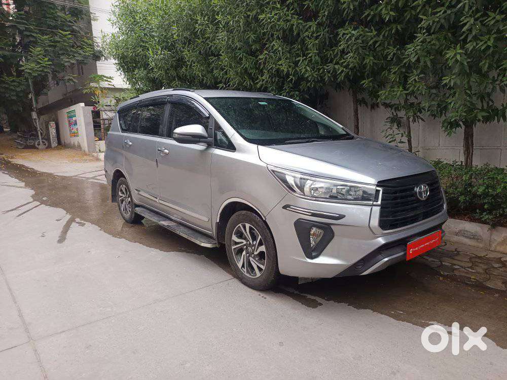Toyota Innova Crysta 2.8 Gx At 8 Seater, 2022, Diesel