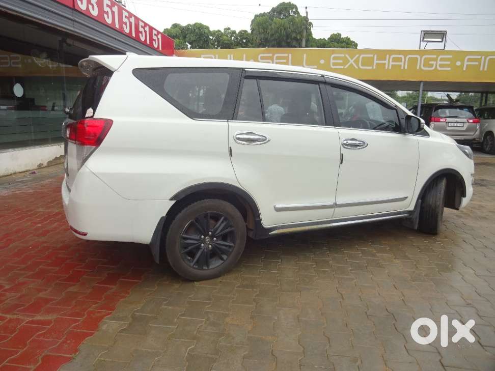 Toyota Innova Crysta Touring Sport 2.4 Mt, 2019, Diesel