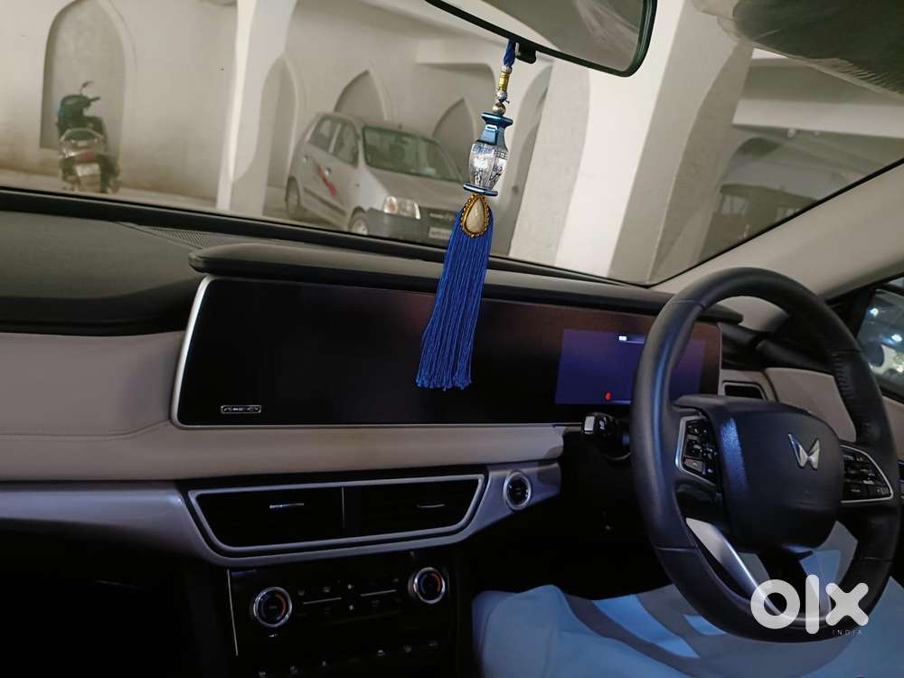 Mahindra Xuv700 2.2 Ax 7 Diesel Mt Str, 2022, Diesel