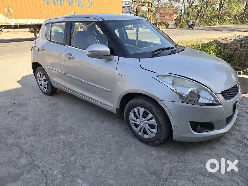 Maruti Suzuki Swift Vxi