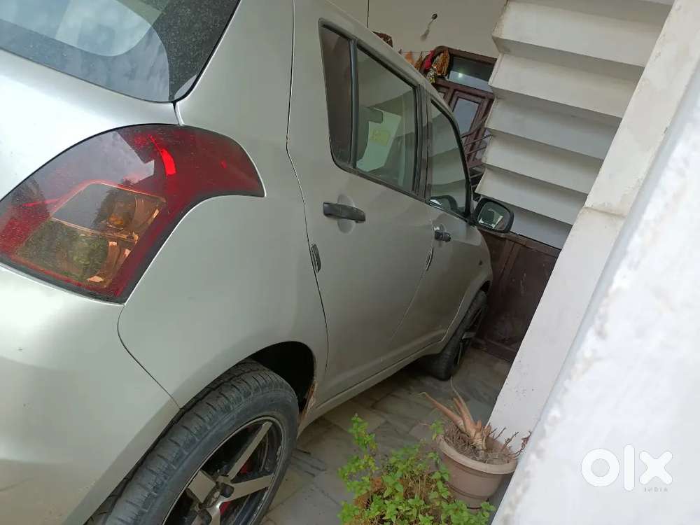 Maruti Suzuki Swift 2008 Petrol 10236 Km Driven Hjii