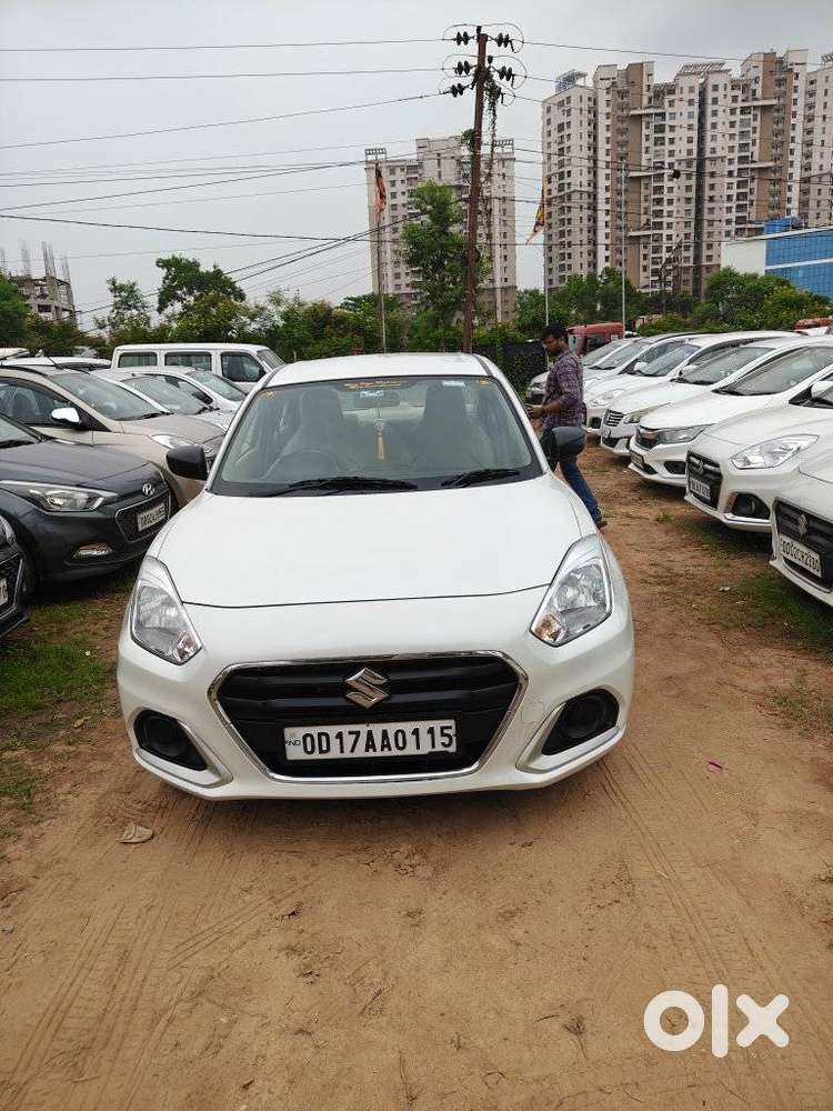 Maruti Suzuki Swift Dzire Lxi Option, 2023, Petrol