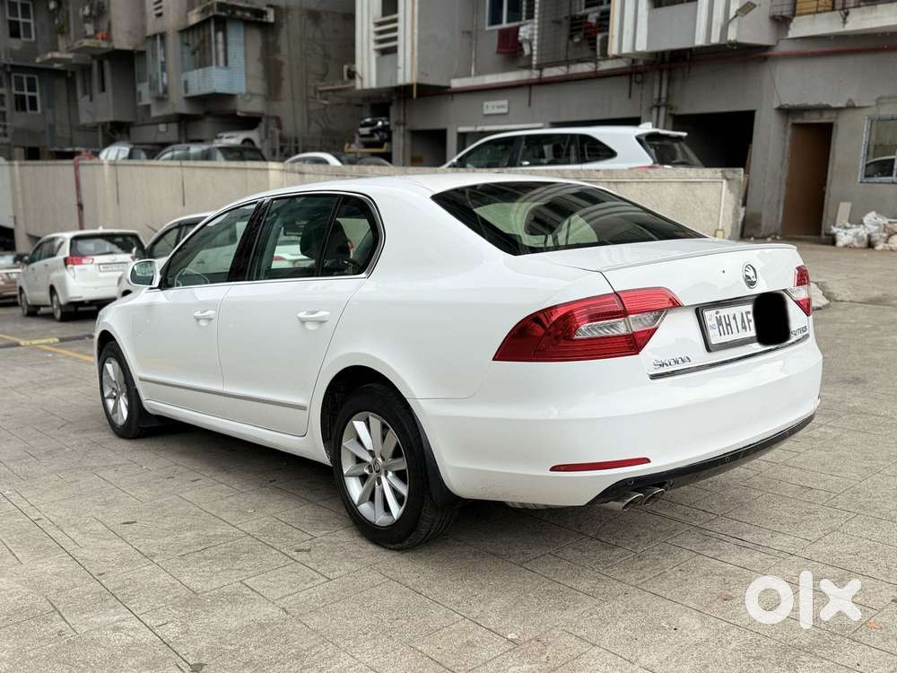 Skoda Superb 1.8 Elegance Tsi At, 2015, Petrol