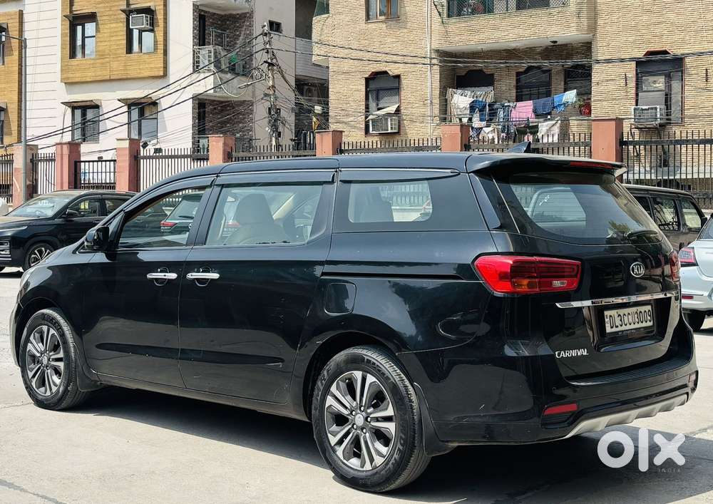 Kia Carnival Premium, 2021, Diesel