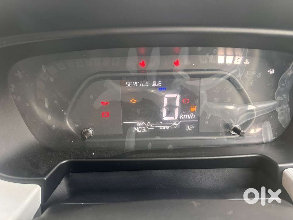 Tata Punch Pure, 2025, Petrol