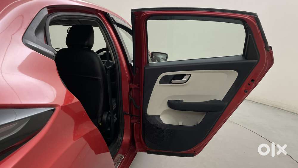 Tata Altroz Xz, 2021, Petrol