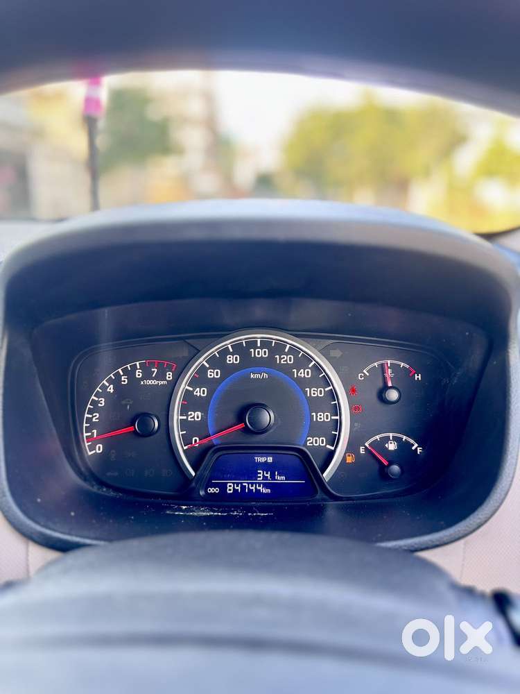 Hyundai Grand I10 Sportz Edition, 2018, Petrol