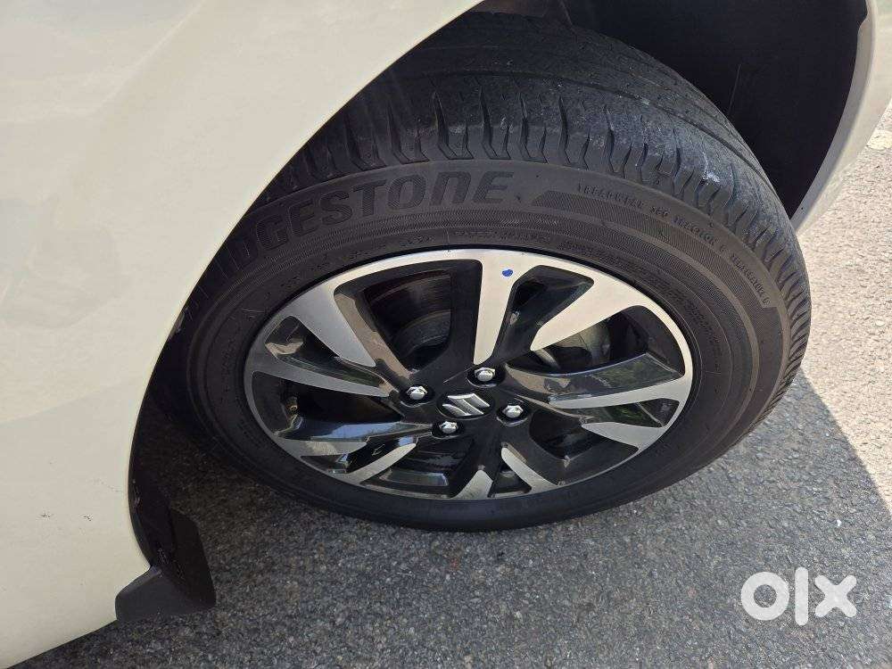 Maruti Suzuki Swift Zxi Plus Dual Tone, 2025, Petrol
