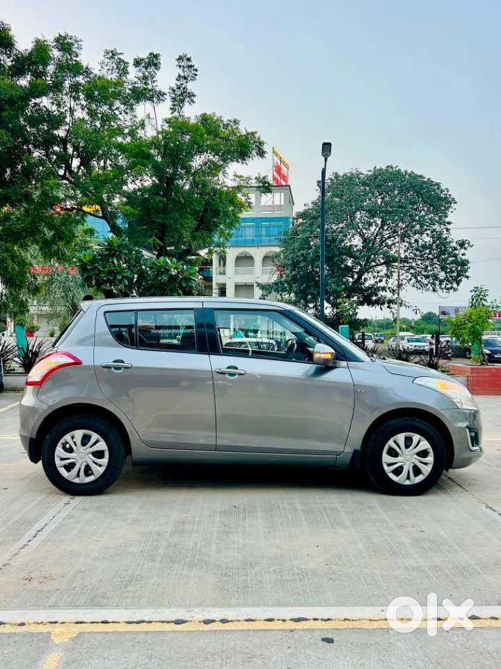 Maruti Suzuki Swift Vxi, 2017, Petrol