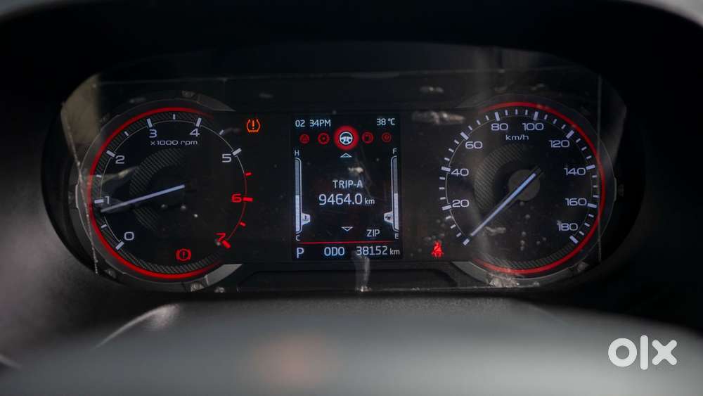 Mahindra Thar Roxx Mx5 Petrol At 2wd, 2024, Petrol