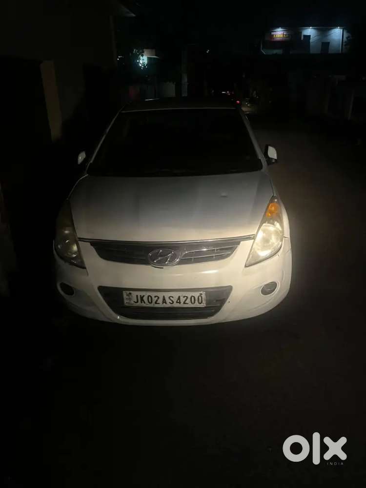 Hyundai I20 Sportz Plus 2011
