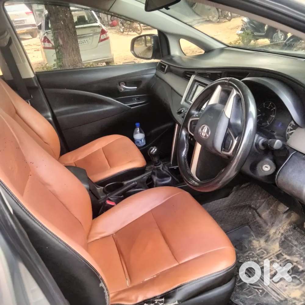 Toyota Innova Crysta 2016