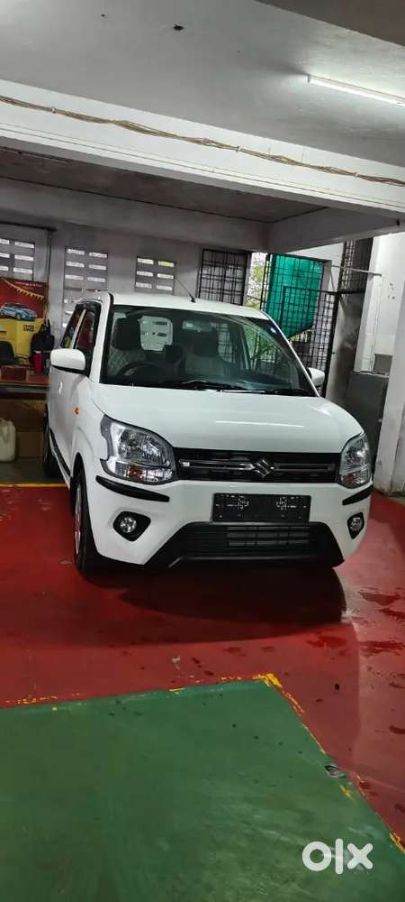 Maruti Suzuki Brezza 2026 Cng & Hybrids 0 Km Driven