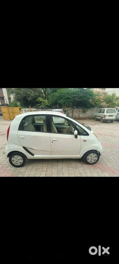 Tata Nano 2012