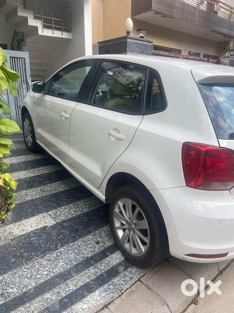 Volkswagen Polo Manual 2015 Year