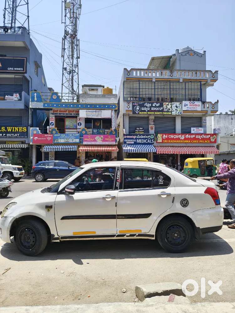 Maruti Suzuki Swift Dzire Tour 2015 Diesel Well Maintained