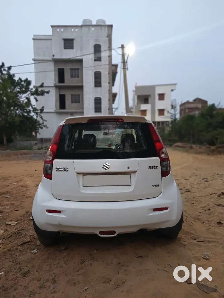 1- Fully Modified One Swift In Odisha
2- Maruti Suzuki Ritz Vdi - 2013